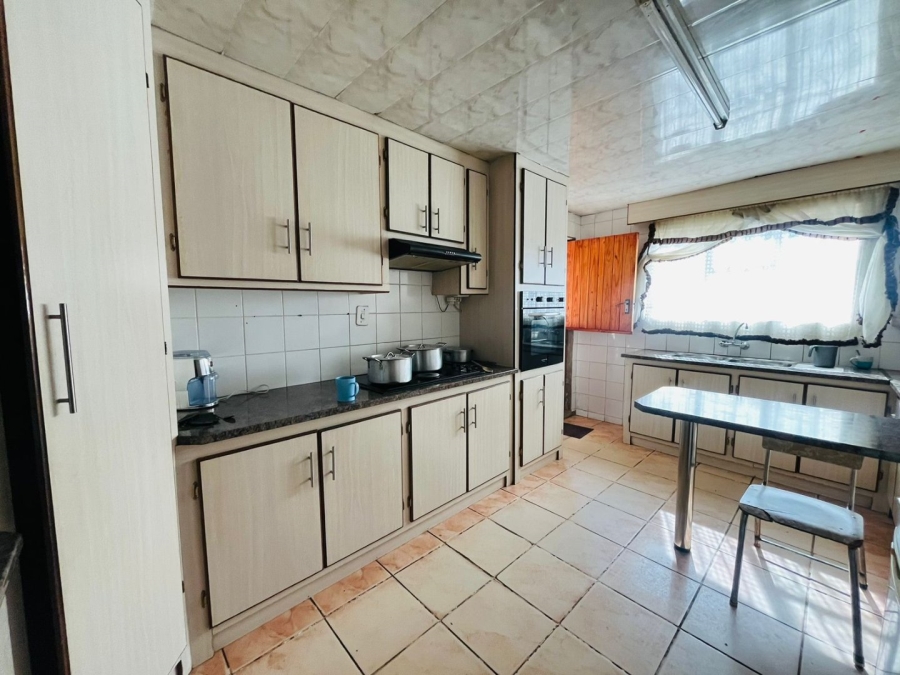 4 Bedroom Property for Sale in Motse Papiki Moilwa Free State